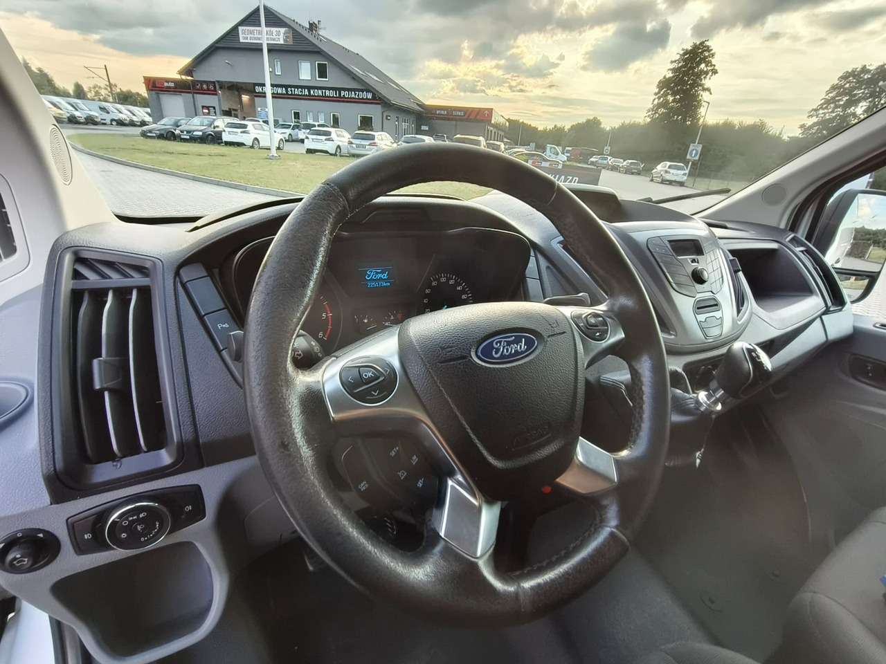 Ford Transit - obrazek 11