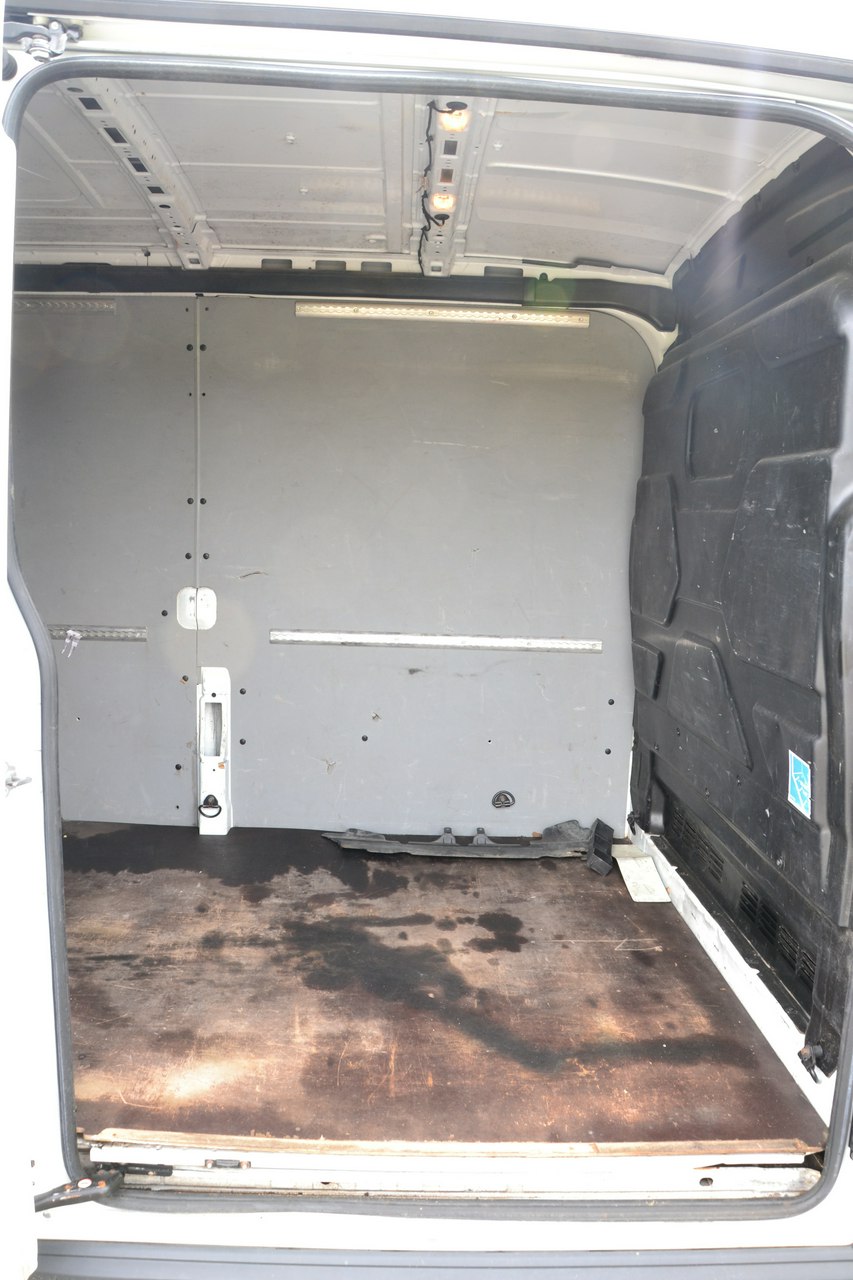 Ford Transit - obrazek 17
