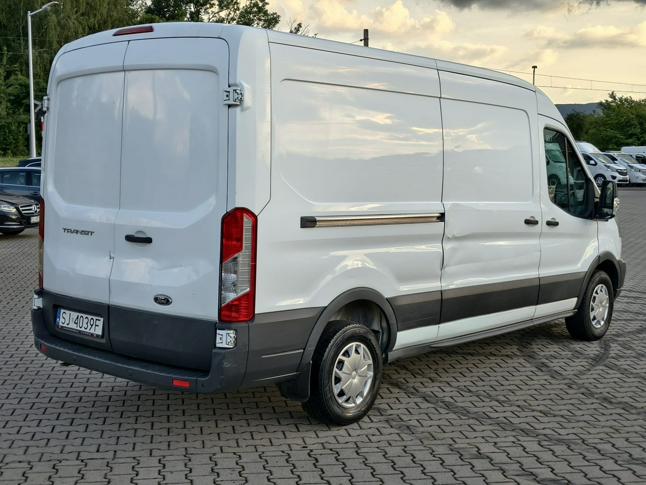 Ford Transit - obrazek 7
