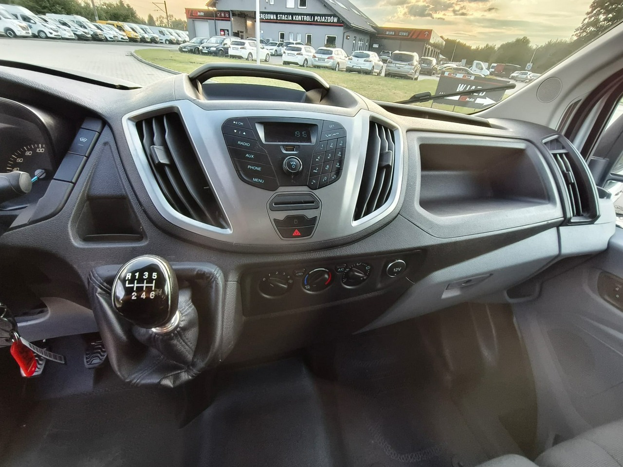 Ford Transit - obrazek 9