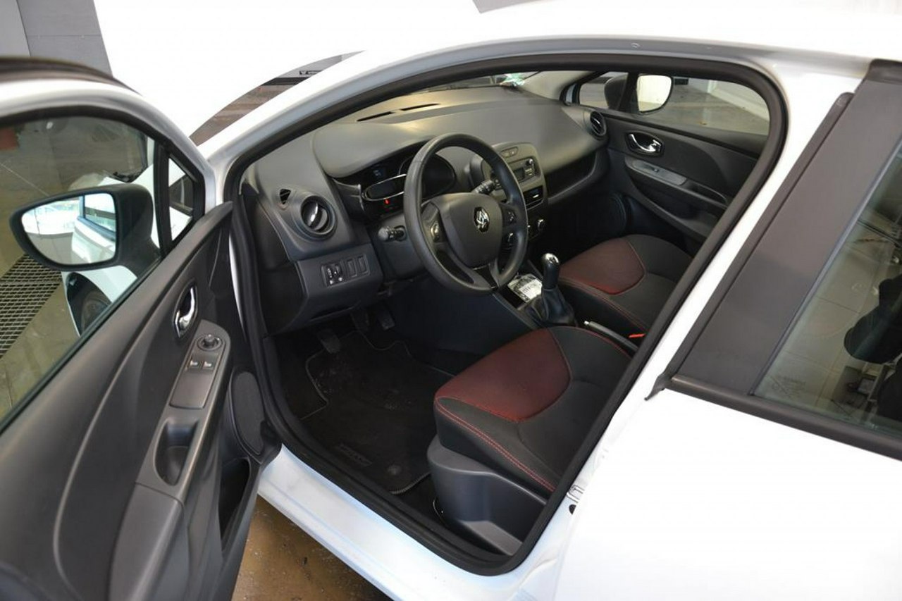 Renault Clio - obrazek 16