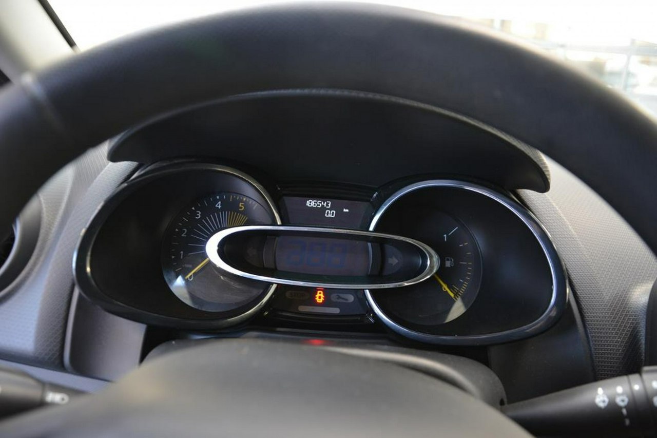 Renault Clio - obrazek 18