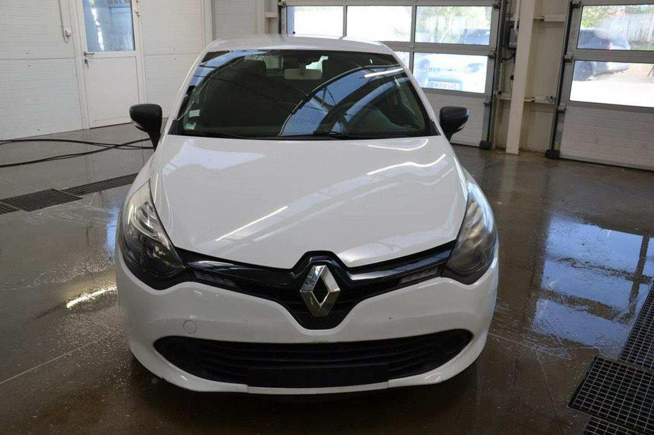 Renault Clio - obrazek 2