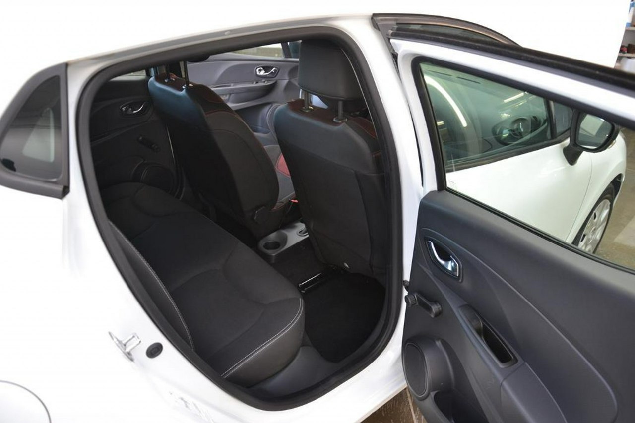 Renault Clio - obrazek 21