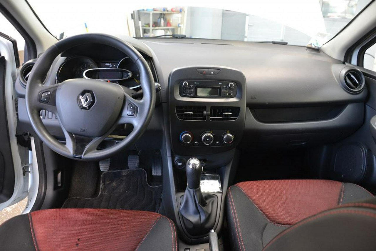 Renault Clio - obrazek 23