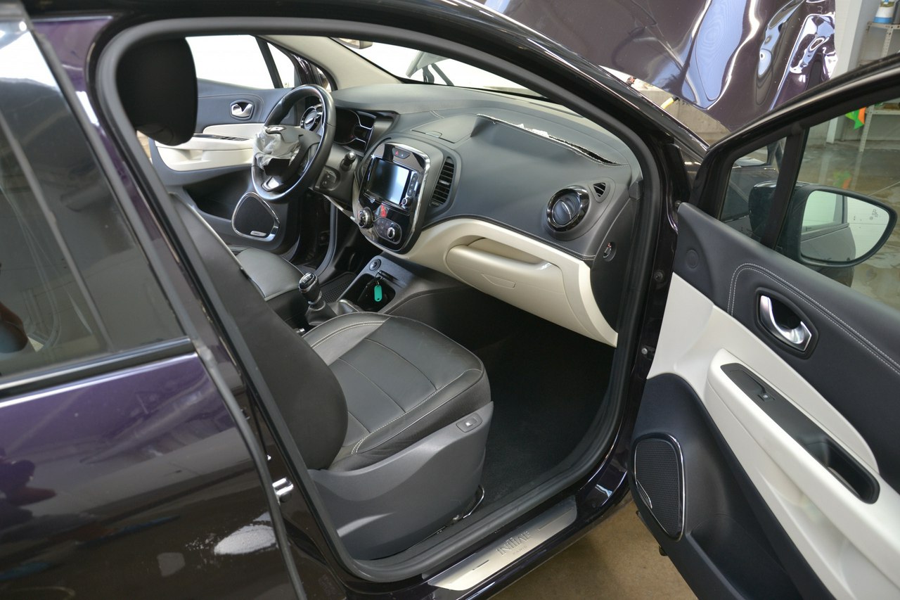 Renault Captur - obrazek 20