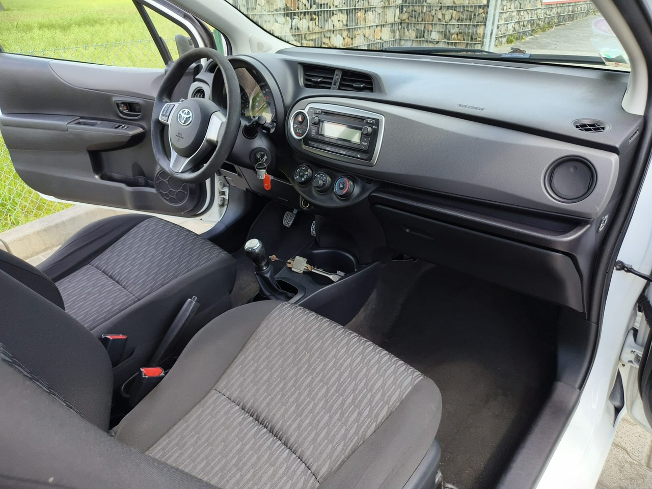 Toyota Yaris - obrazek 12