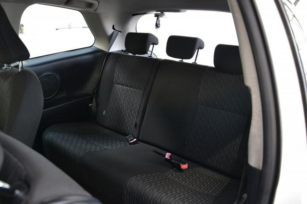 Toyota Yaris - obrazek 13