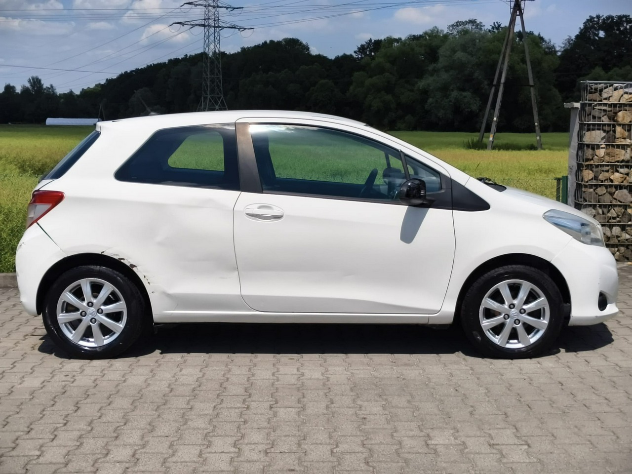Toyota Yaris - obrazek 8