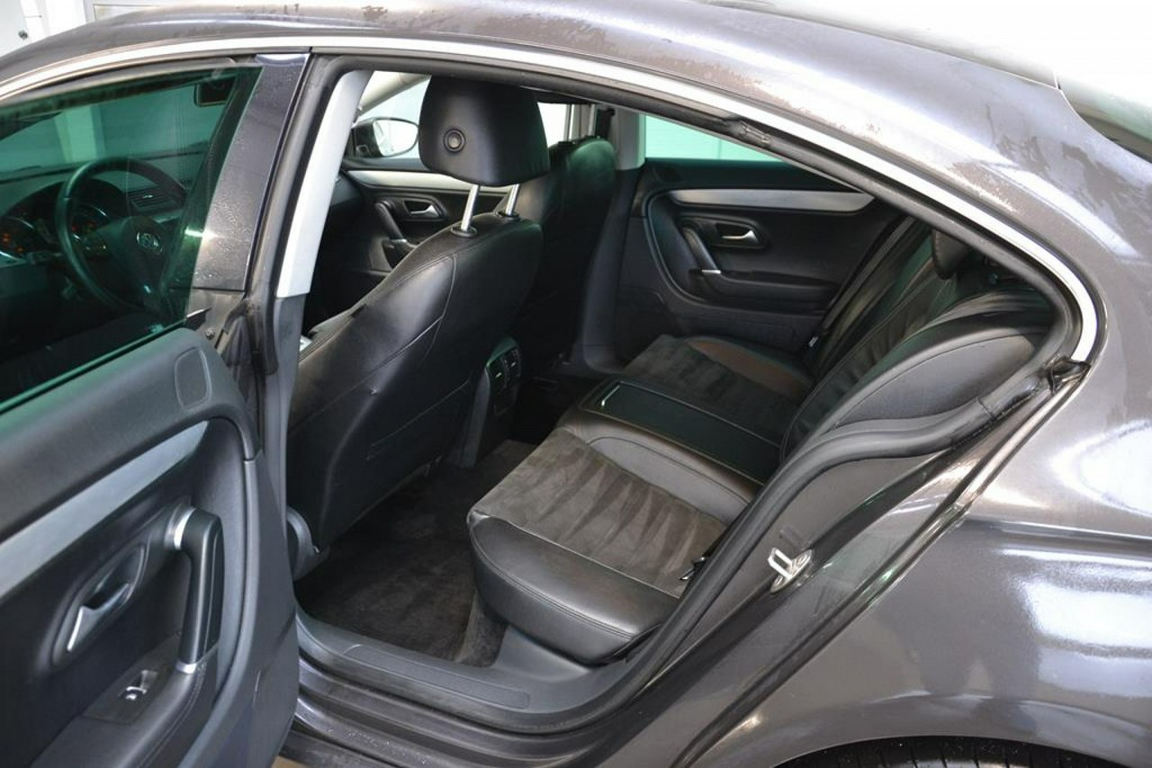 Volkswagen Passat CC - obrazek 13