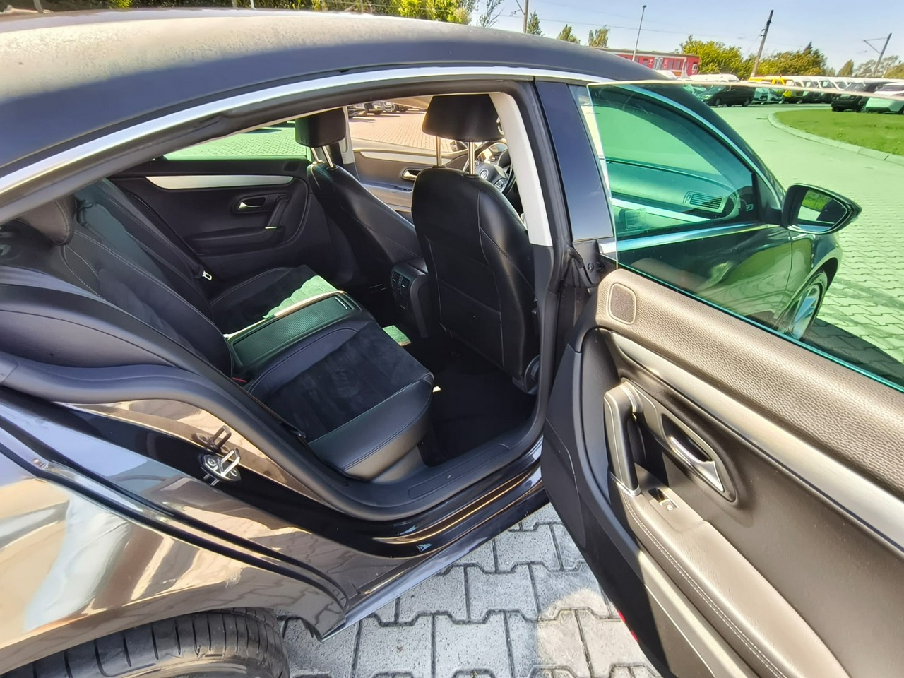 Volkswagen Passat CC - obrazek 16