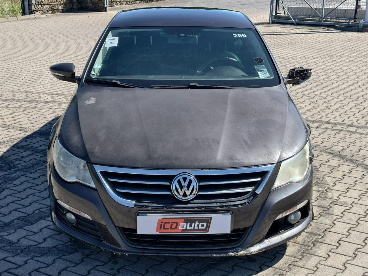 Volkswagen Passat CC - obrazek 2