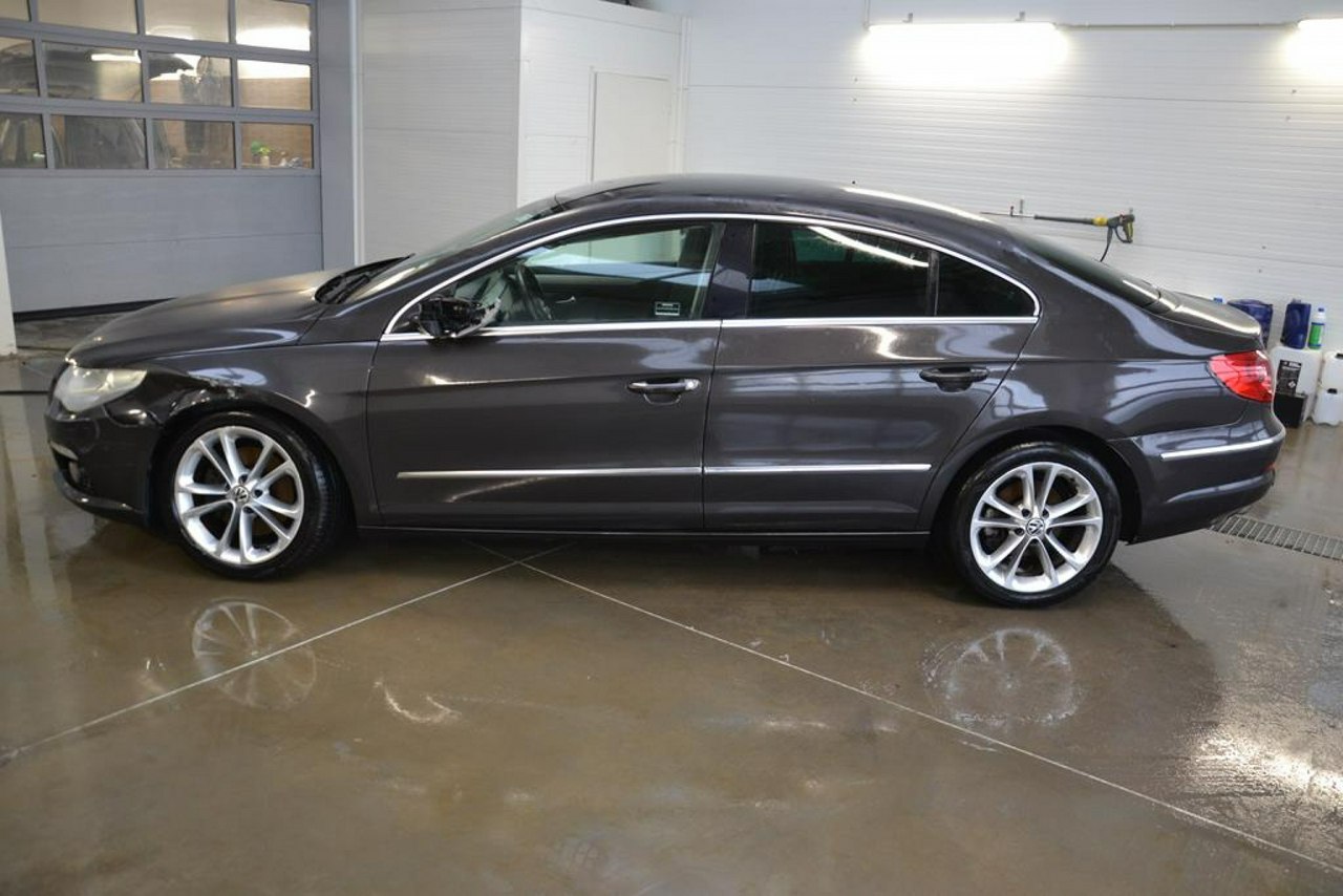 Volkswagen Passat CC - obrazek 4