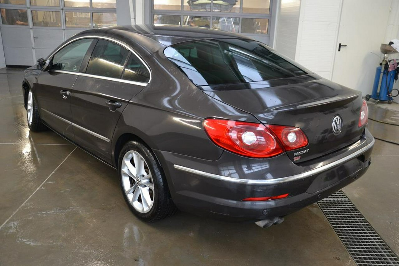 Volkswagen Passat CC - obrazek 5