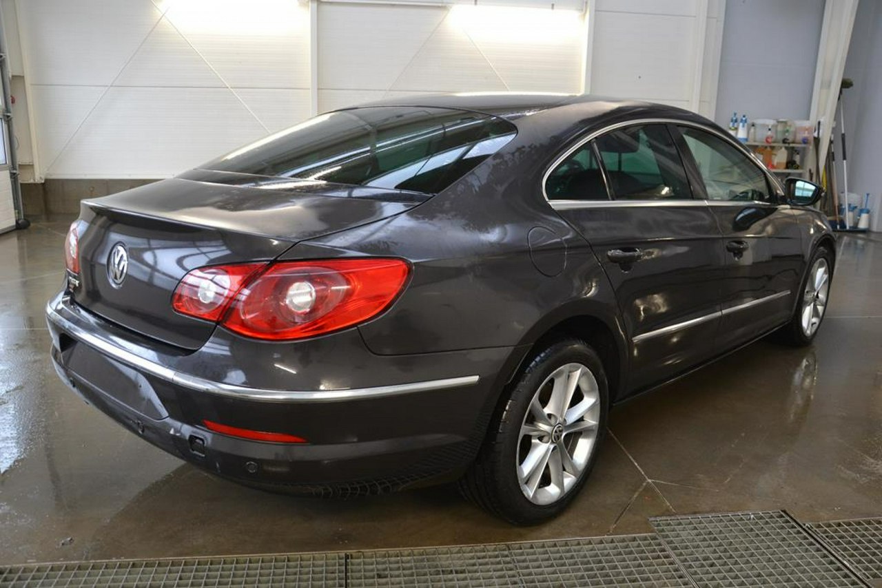Volkswagen Passat CC - obrazek 7