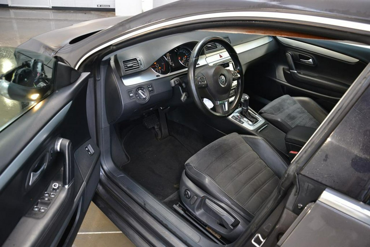 Volkswagen Passat CC - obrazek 9