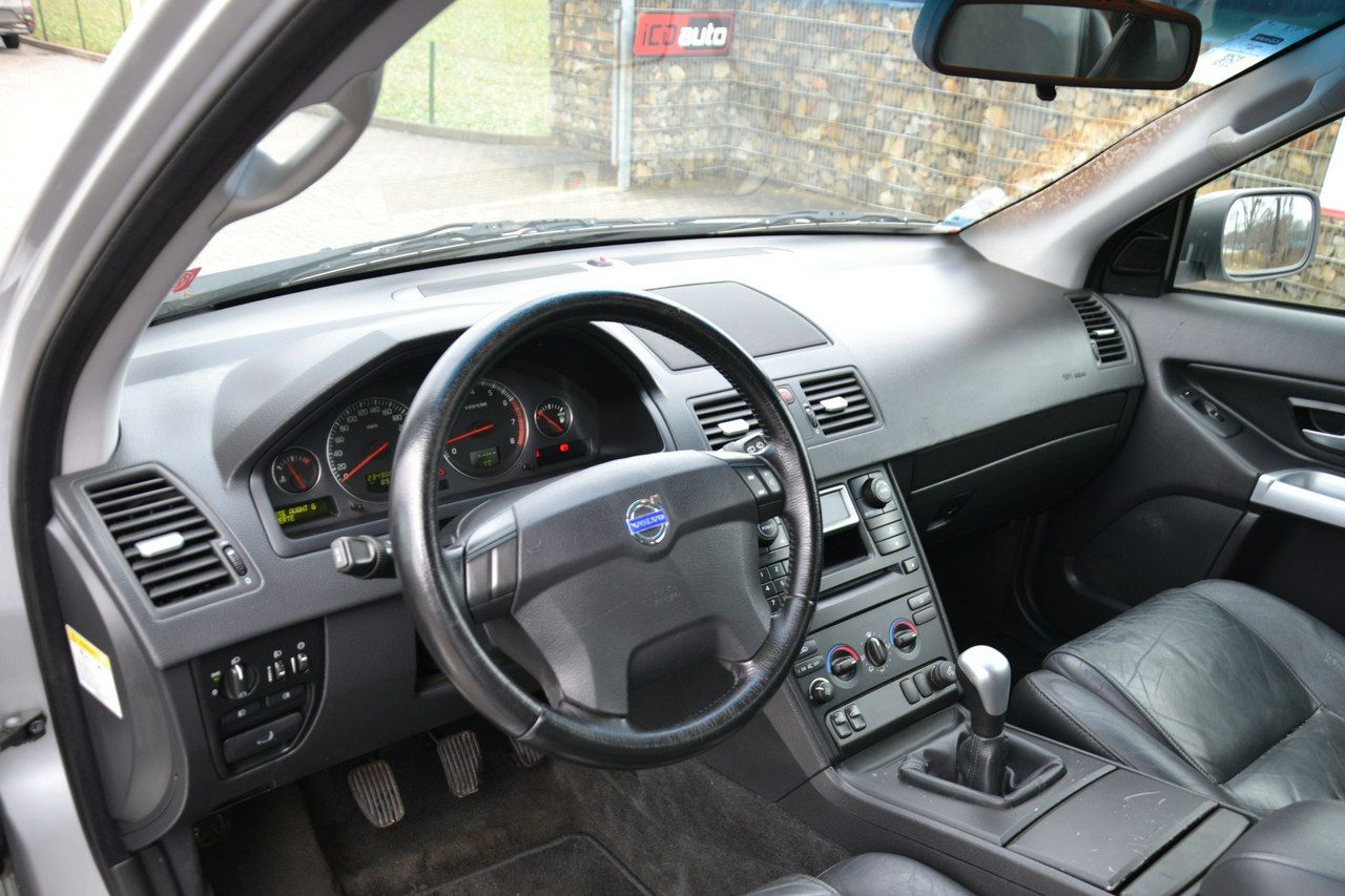 Volvo XC 90 - obrazek 16