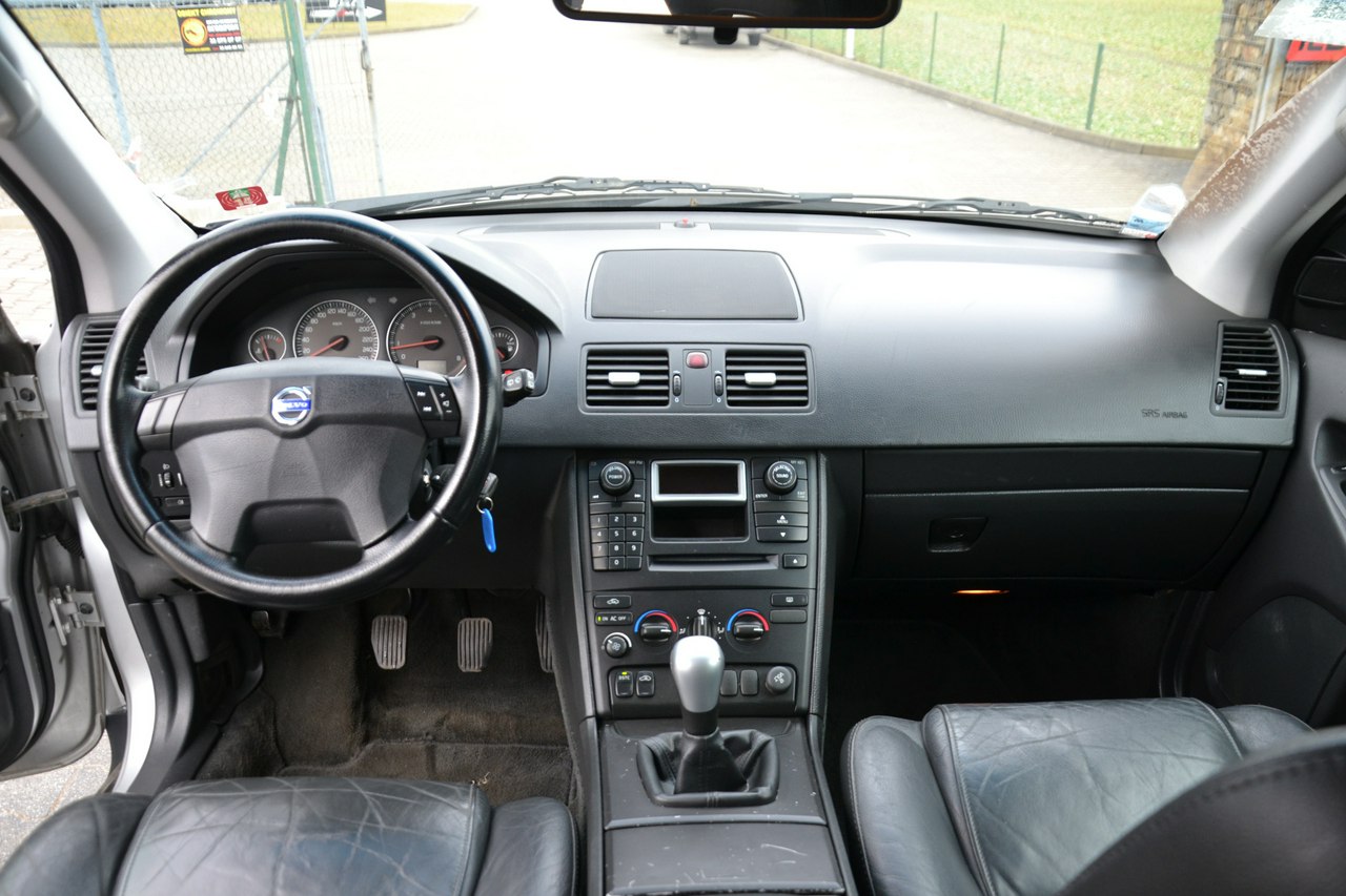 Volvo XC 90 - obrazek 17