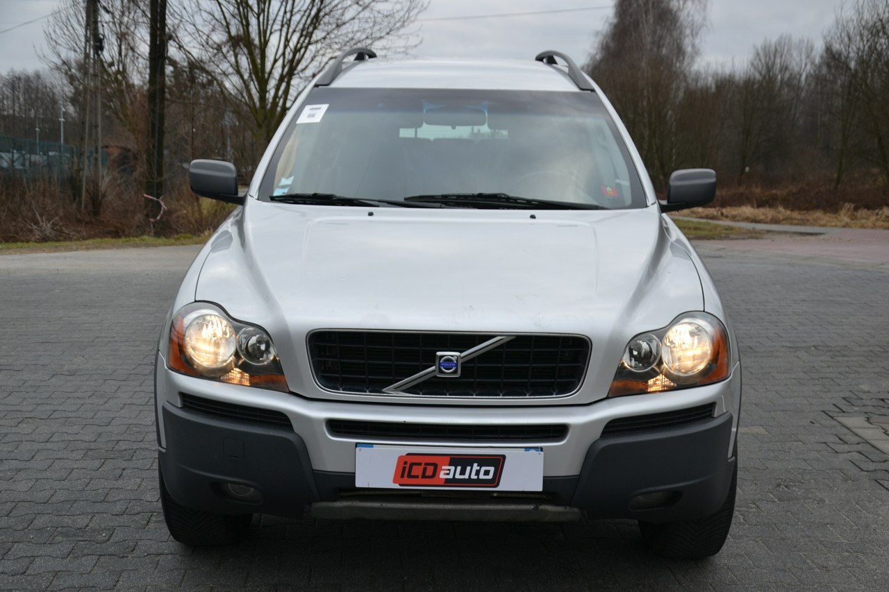 Volvo XC 90 - obrazek 2