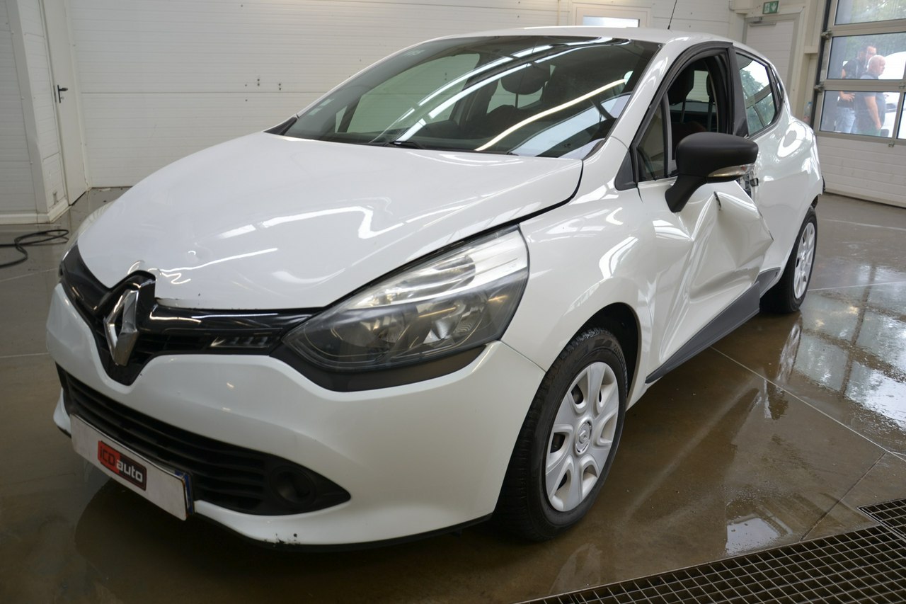 Renault Clio - obrazek 4