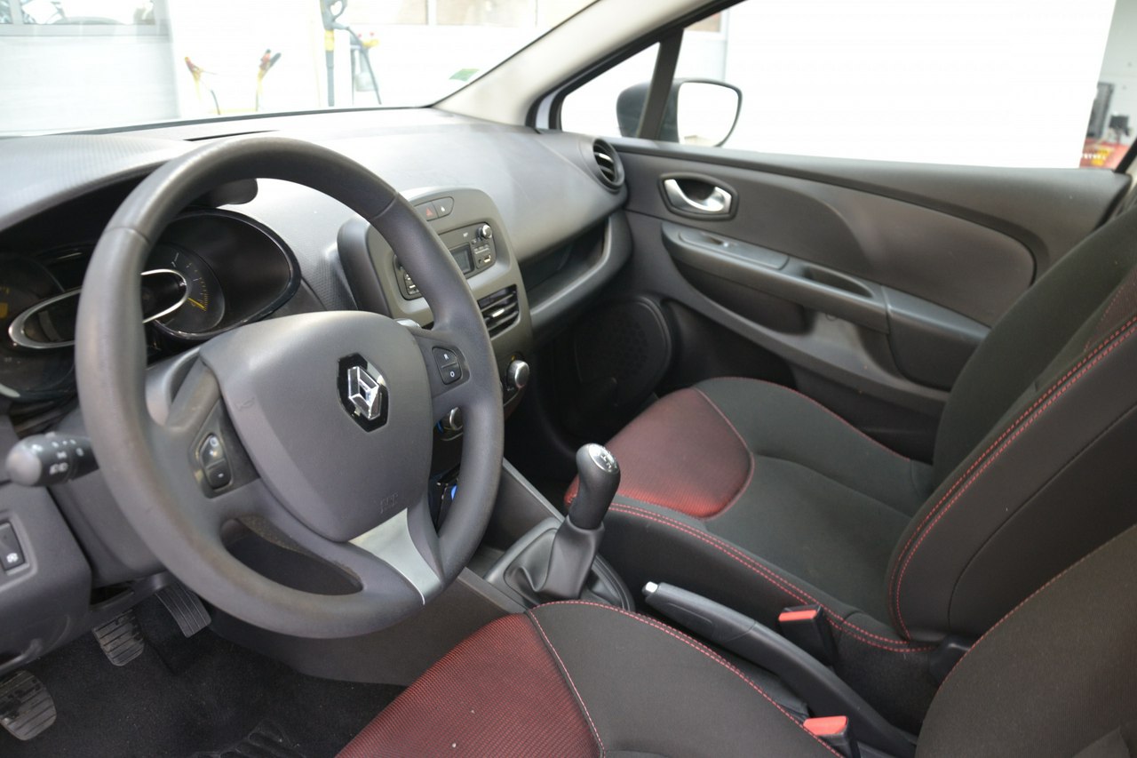 Renault Clio - obrazek 9