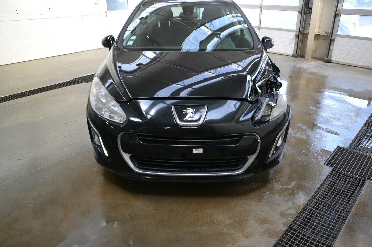 Peugeot 308 - obrazek 2