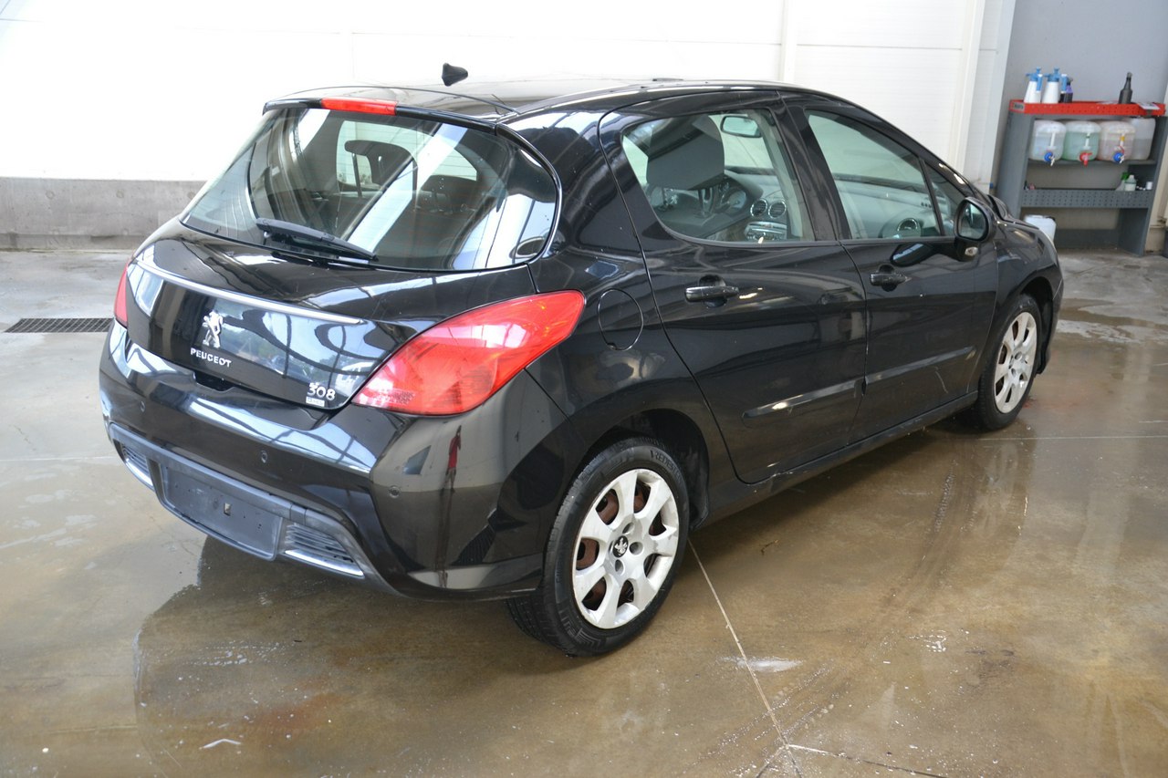 Peugeot 308 - obrazek 7