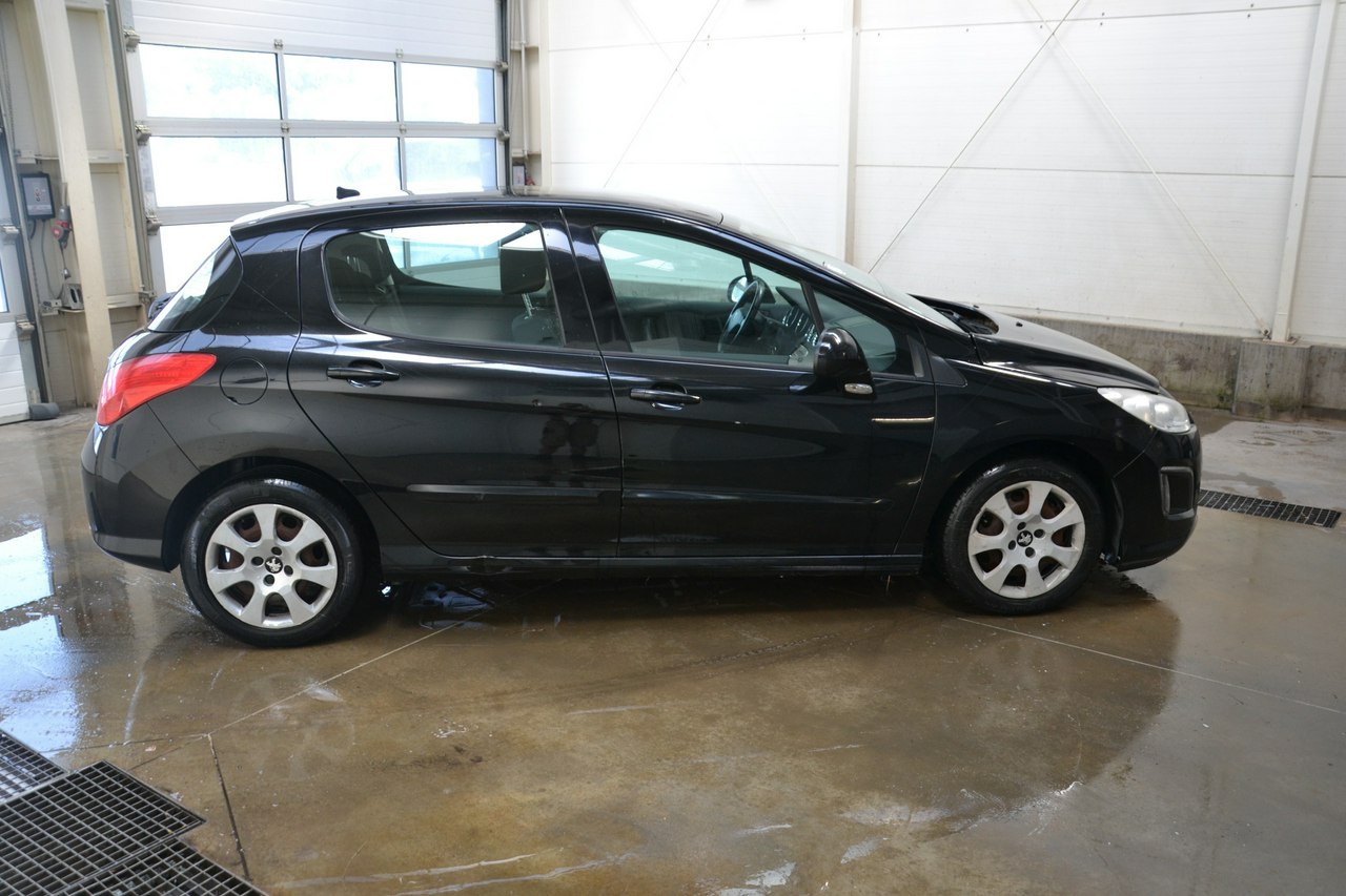 Peugeot 308 - obrazek 8