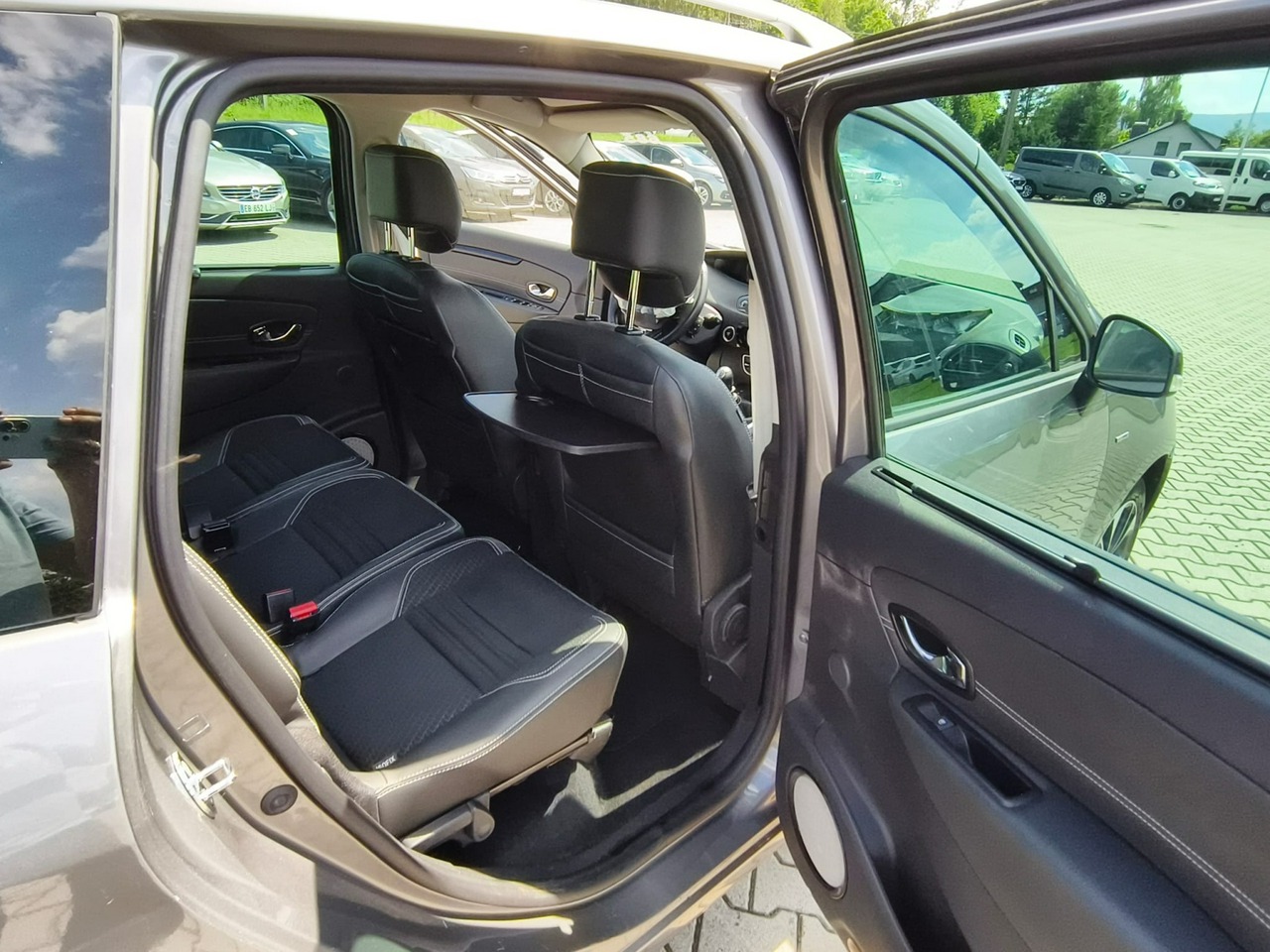 Renault Grand Scenic - obrazek 16