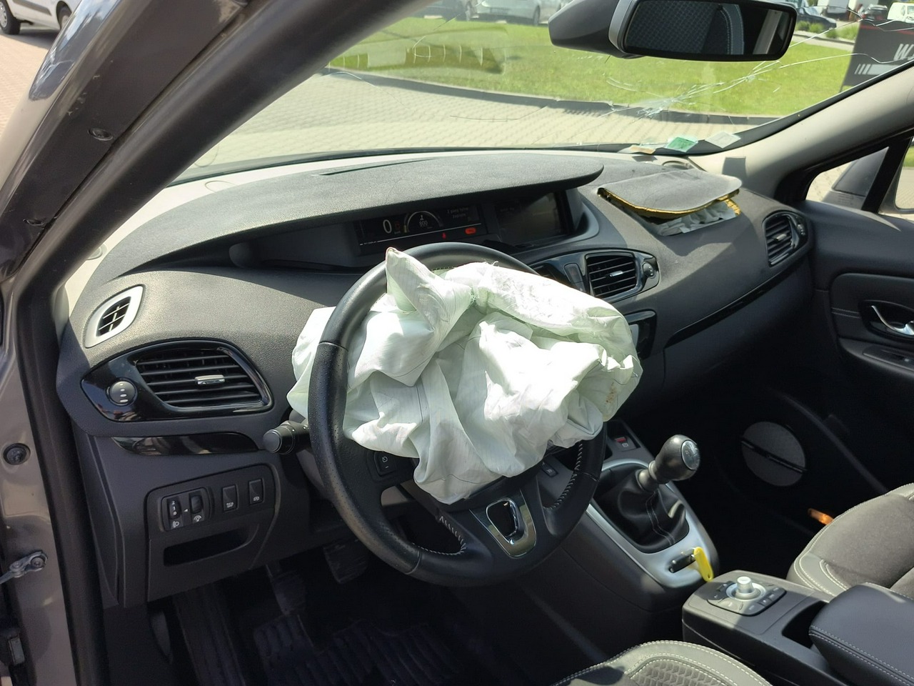 Renault Grand Scenic - obrazek 10