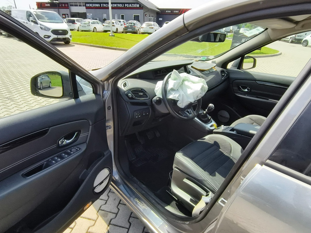 Renault Grand Scenic - obrazek 9