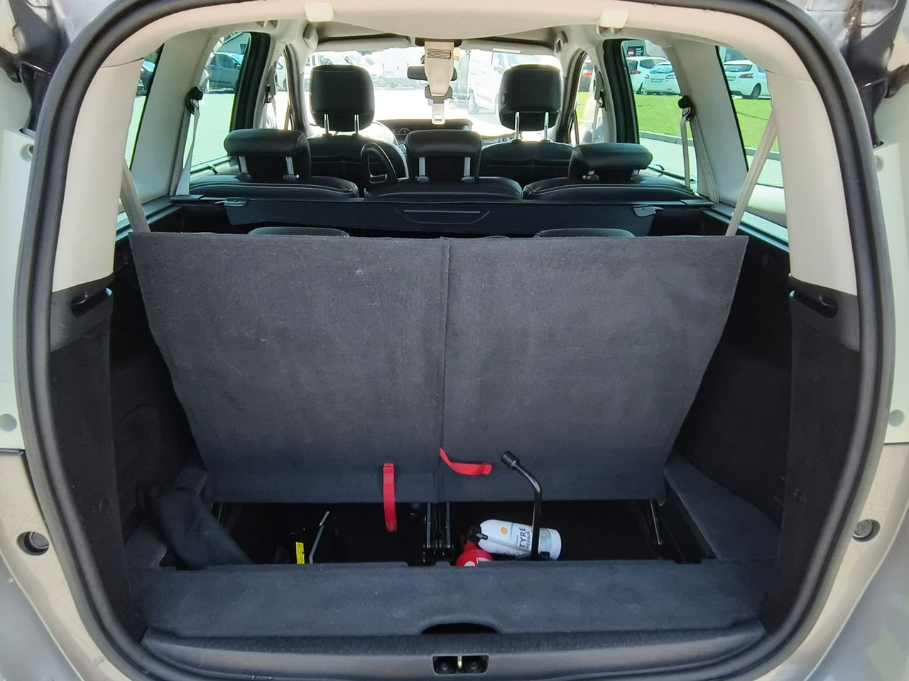 Renault Grand Scenic - obrazek 18
