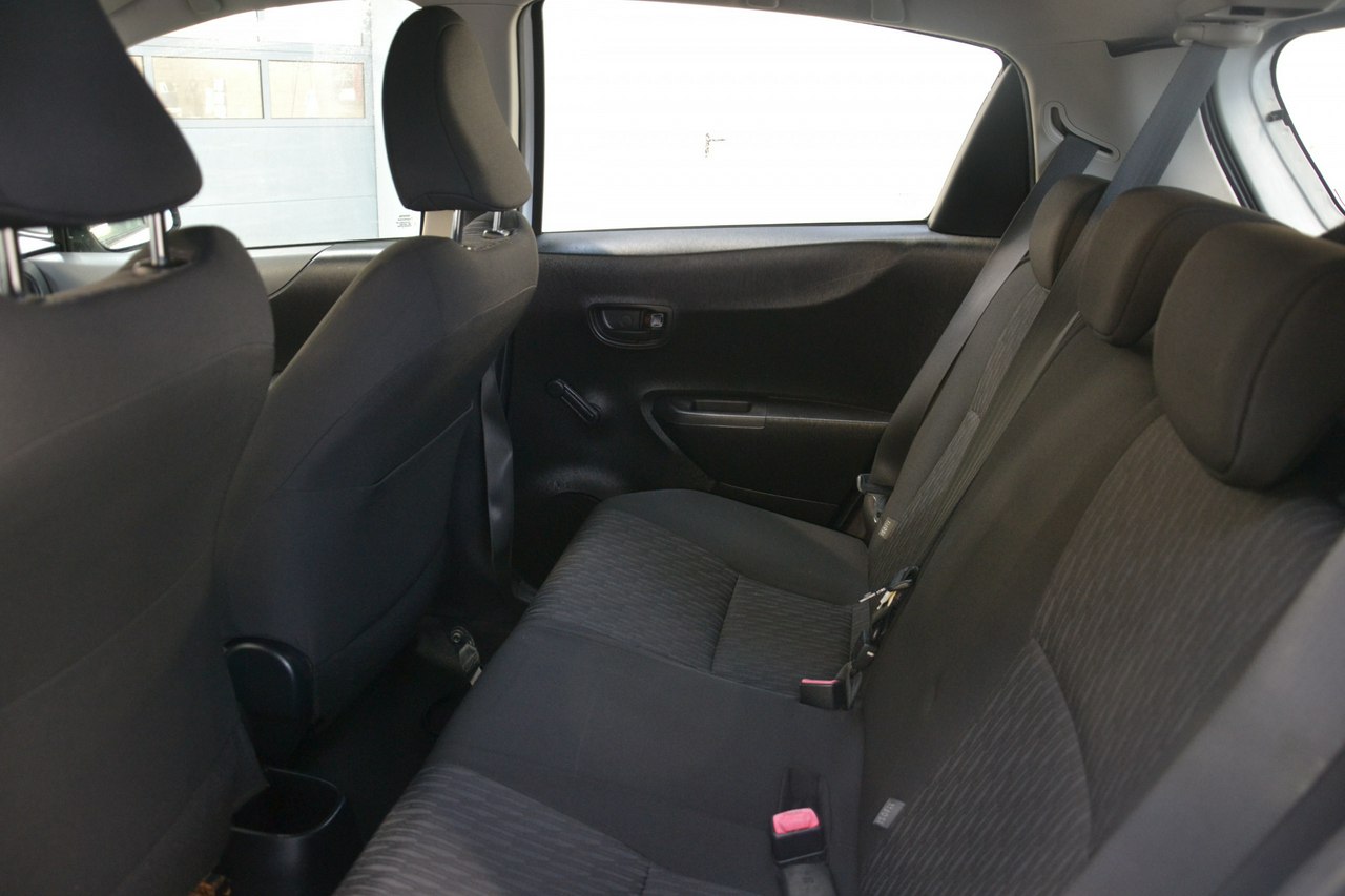 Toyota Yaris - obrazek 13