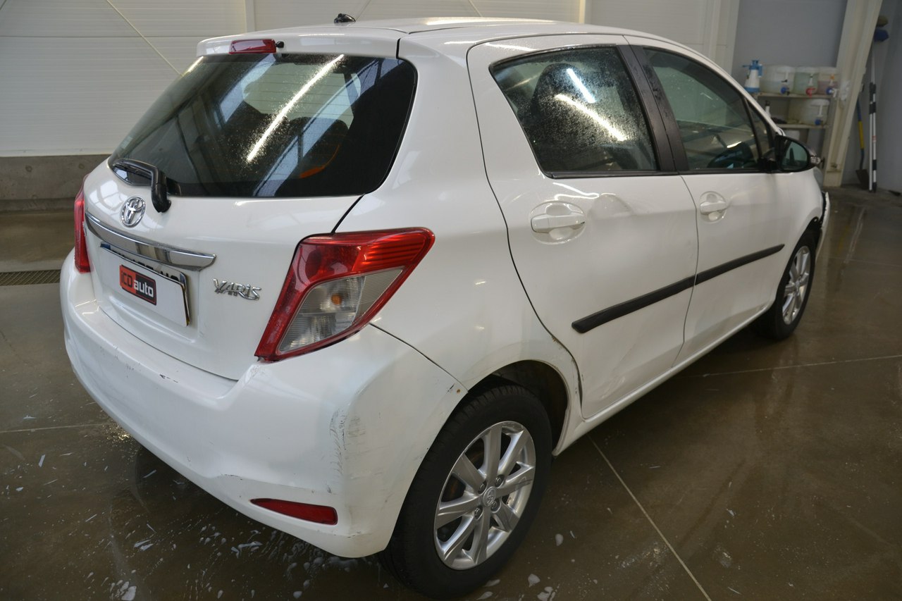 Toyota Yaris - obrazek 7
