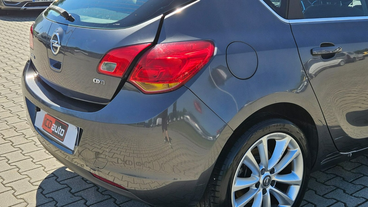 Opel Astra - obrazek 18