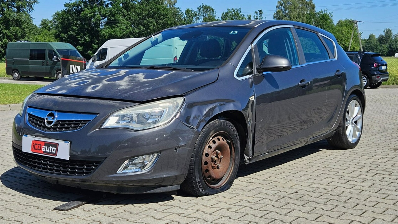 Opel Astra - obrazek 3