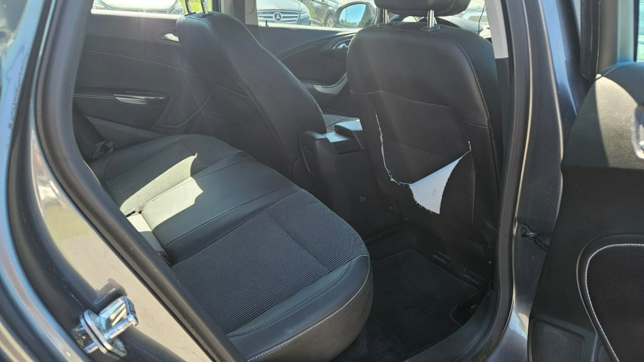 Opel Astra - obrazek 16