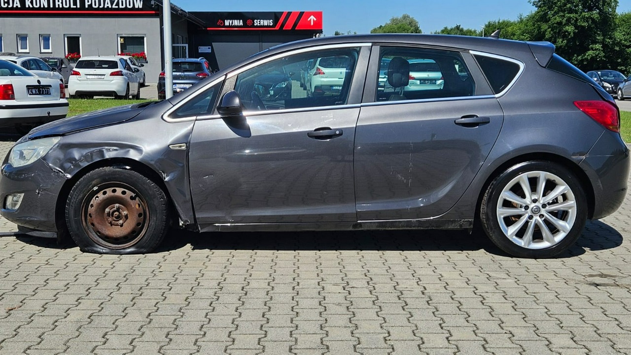 Opel Astra - obrazek 4