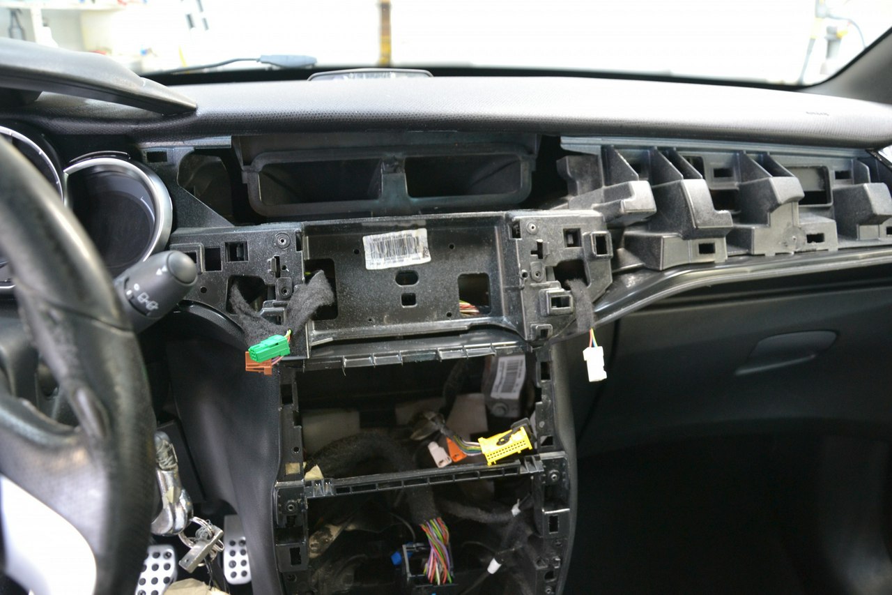 Citroen DS3 - obrazek 11