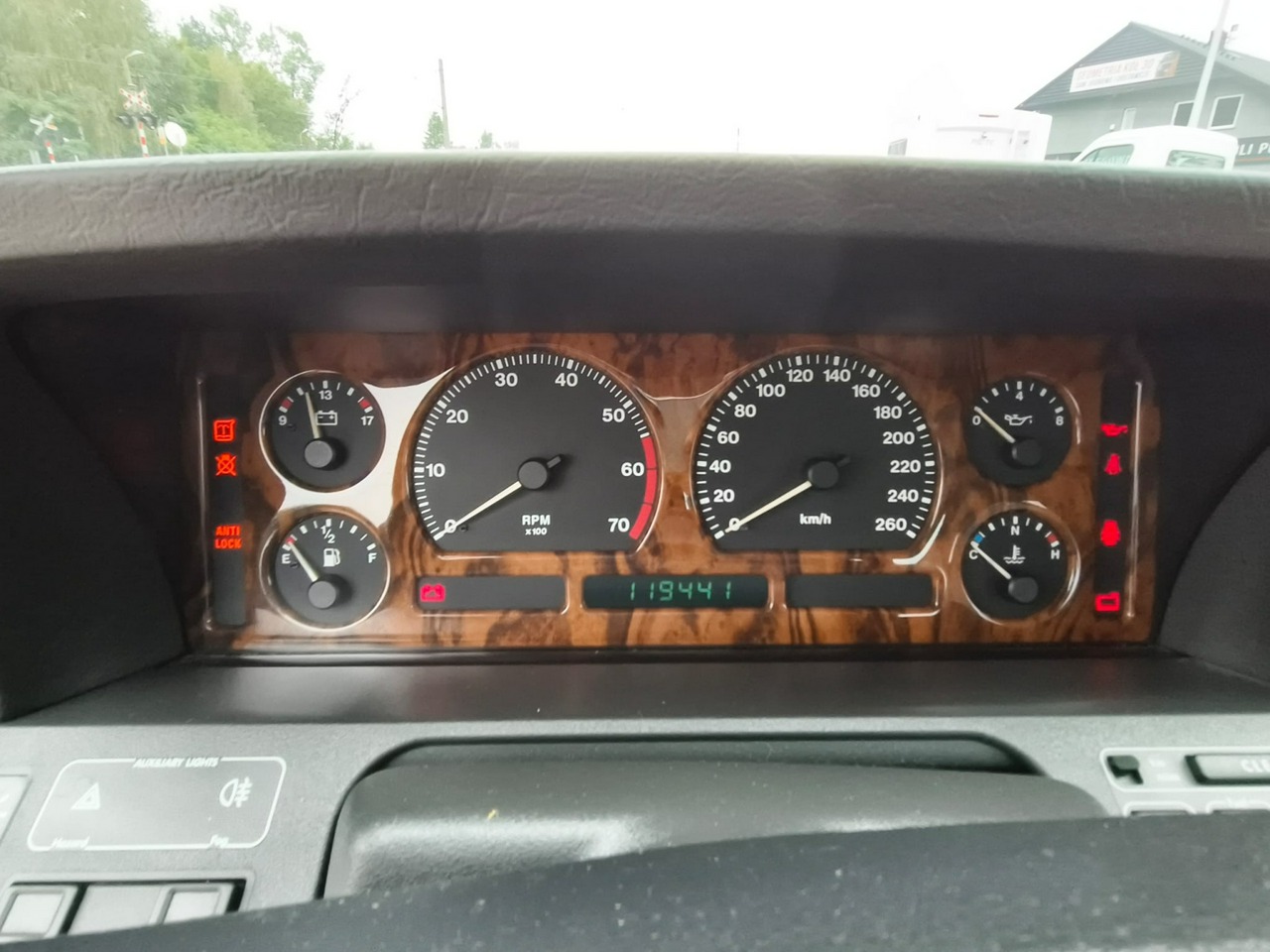Jaguar XJ - obrazek 13