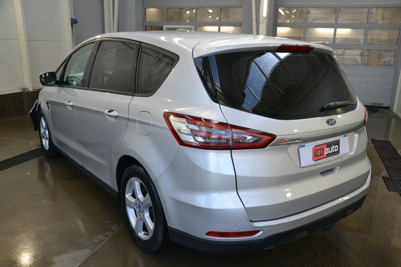 Ford S-Max - obrazek 8