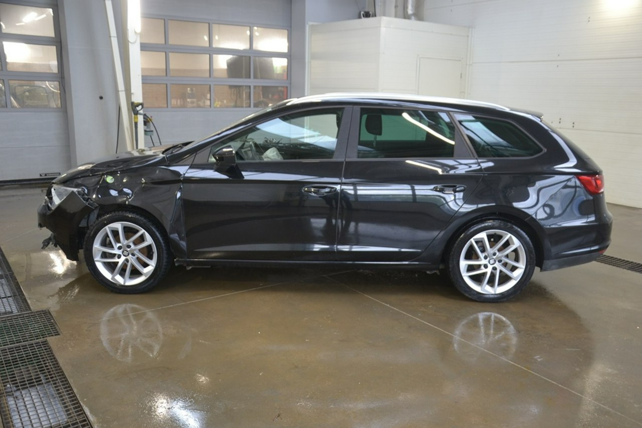 Seat Leon - obrazek 4
