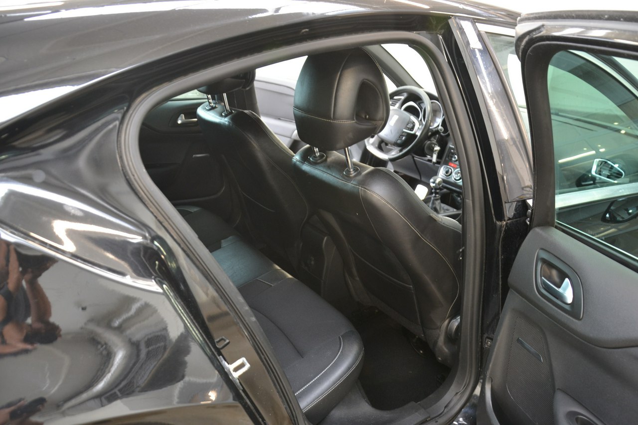 Citroen DS4 - obrazek 28