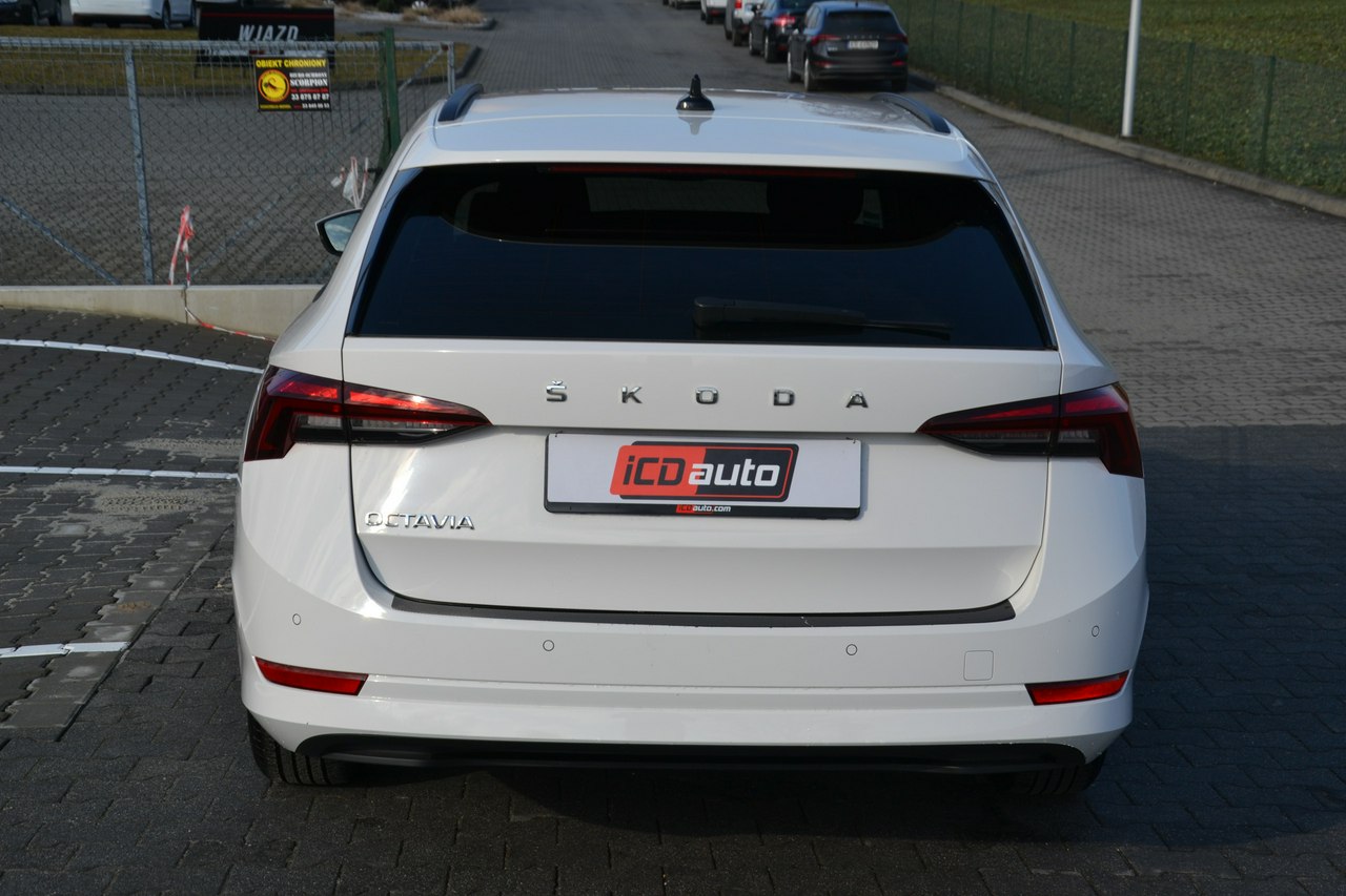 Škoda Octavia - obrazek 6