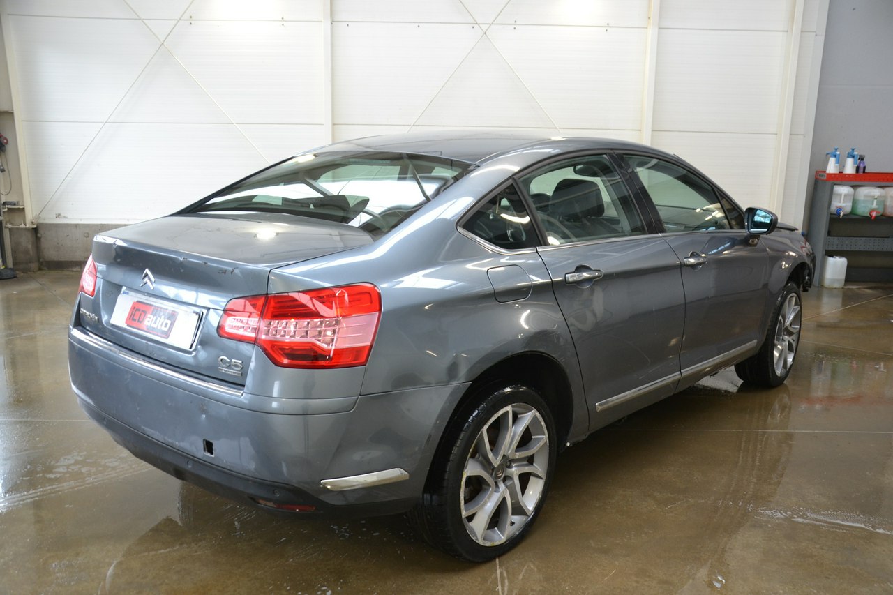 Citroen C5 - obrazek 7