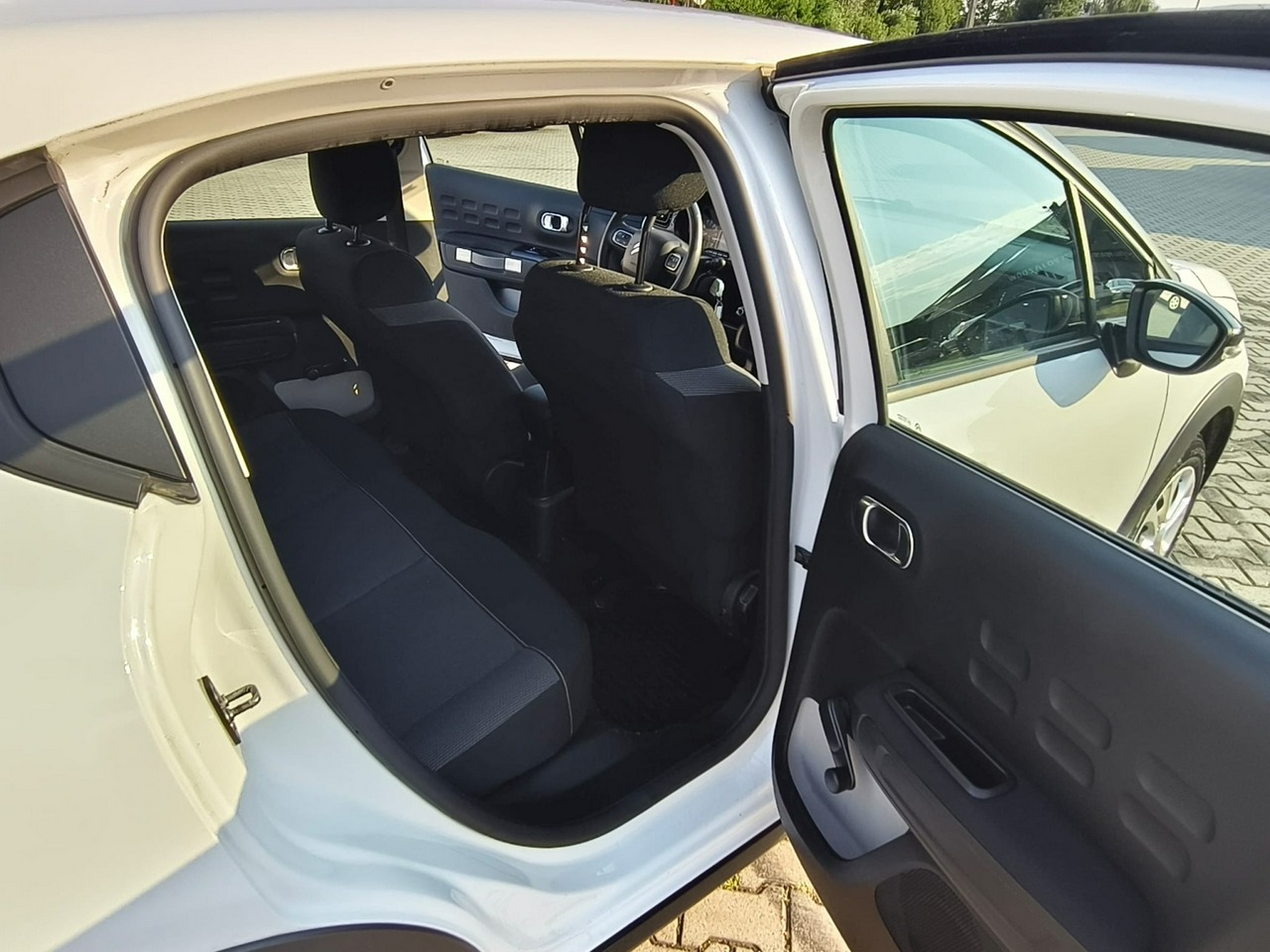 Citroen C3 - obrazek 16