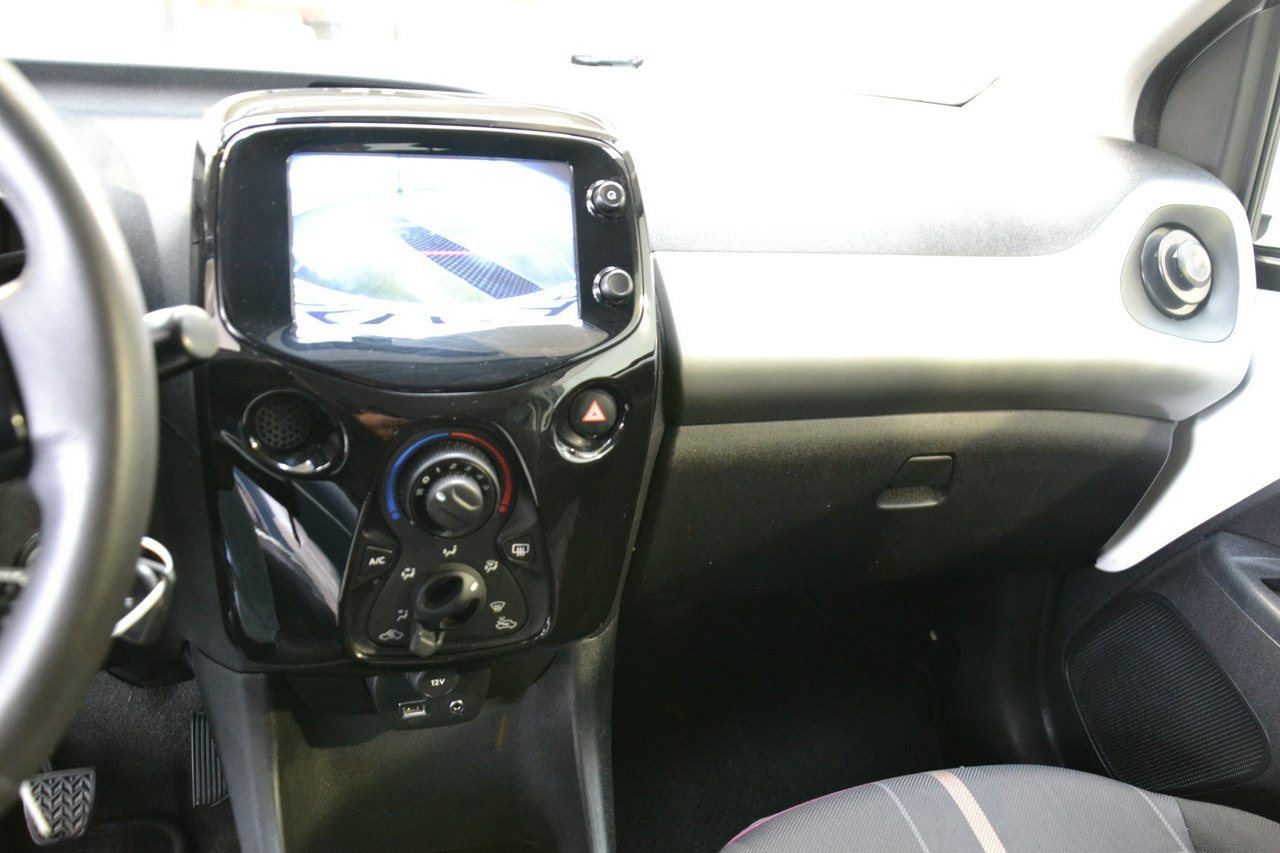 Peugeot 108 - obrazek 20