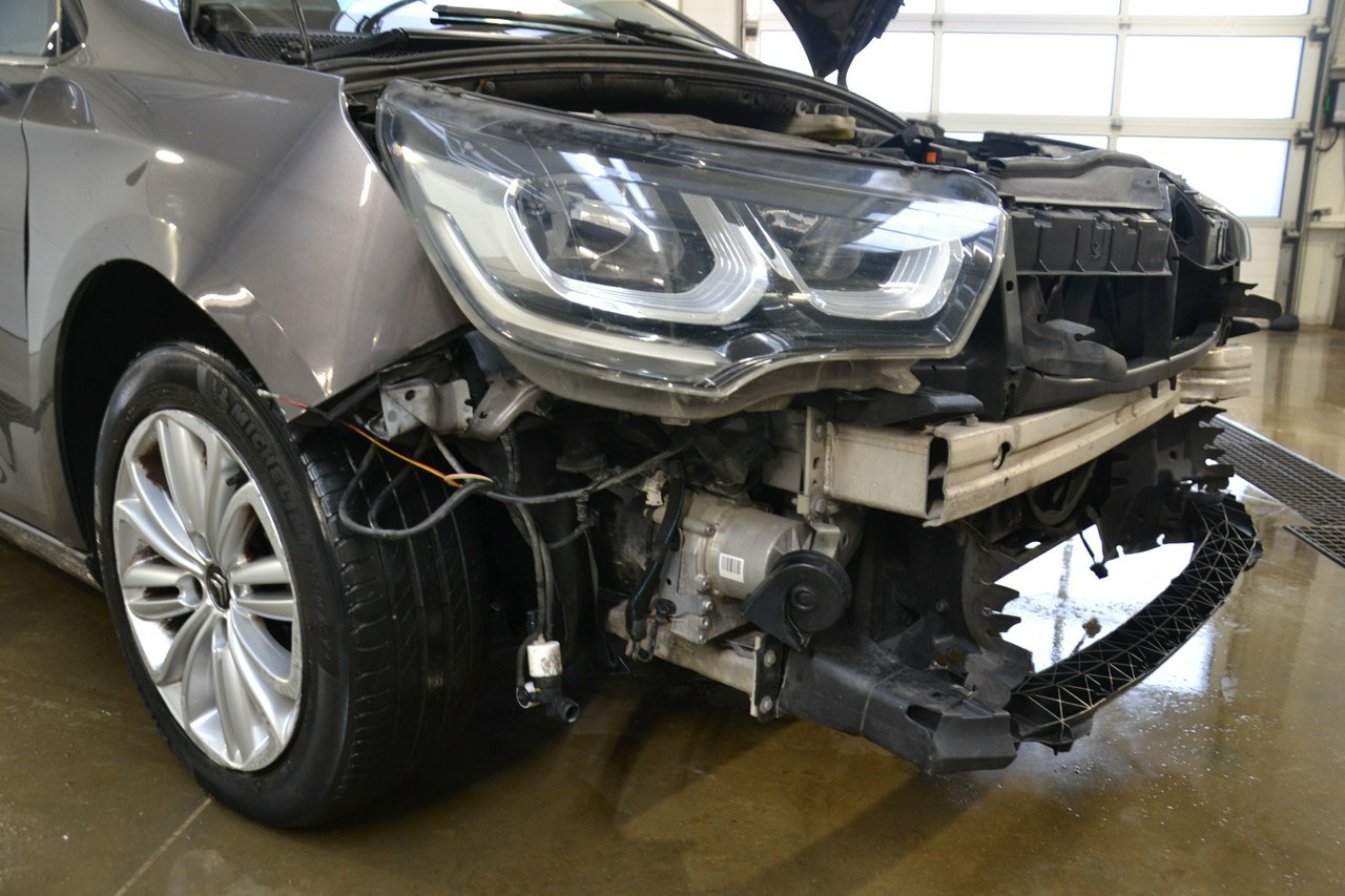 Citroen C4 - obrazek 11