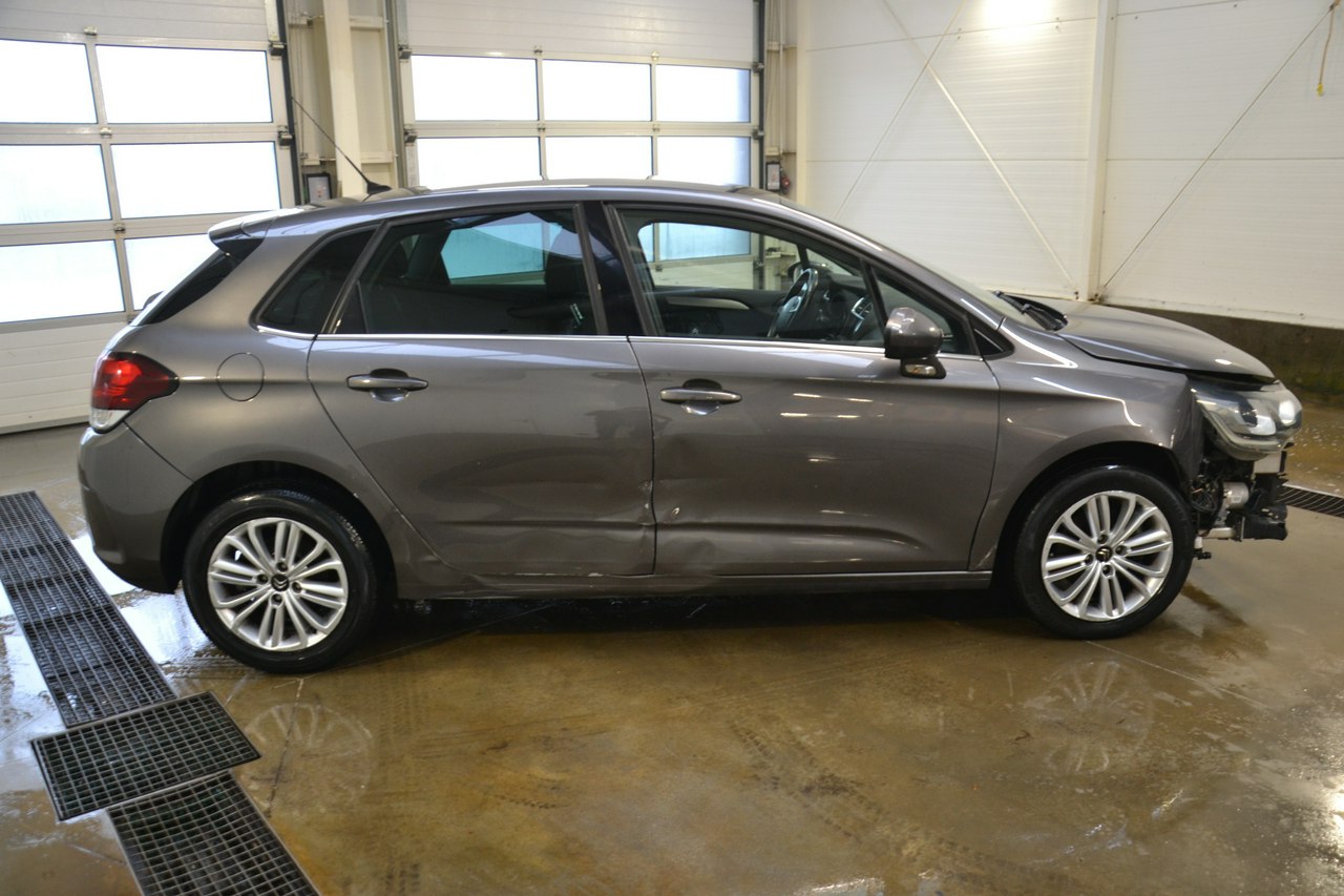 Citroen C4 - obrazek 8