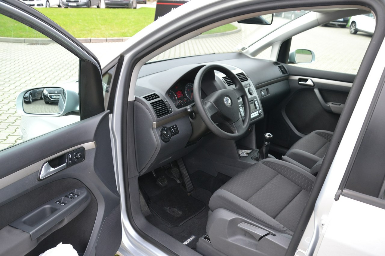 Volkswagen Touran - obrazek 16